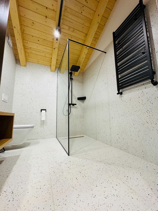 Продаж чотирьох котеджів (таунхауси), с.Поляниця(478 м.кв.)без комісії