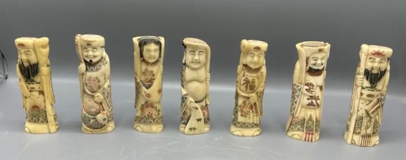 Raro conjunto esculturas sete imortais em osso