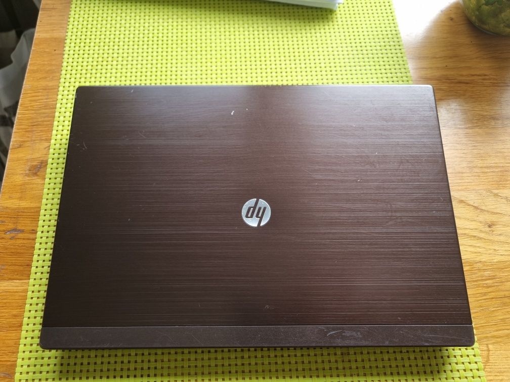 Hp mini intel atom 1 GB RAM 125 ssd win 7