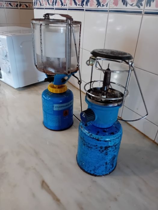 Conjunto de 2 Candeeiros Antigo Campingaz Campismo