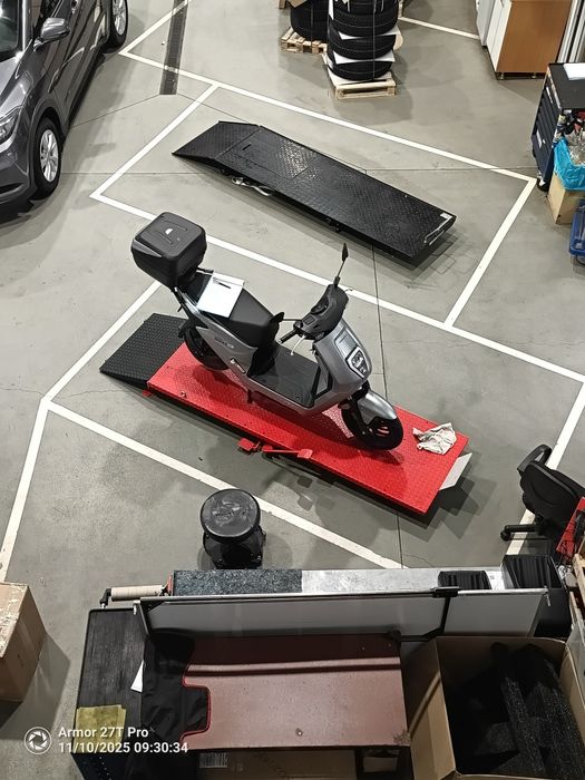 Skuter elektryczny Honda em1 2024 ,super prezent na Mikołaja, Gwiazdkę