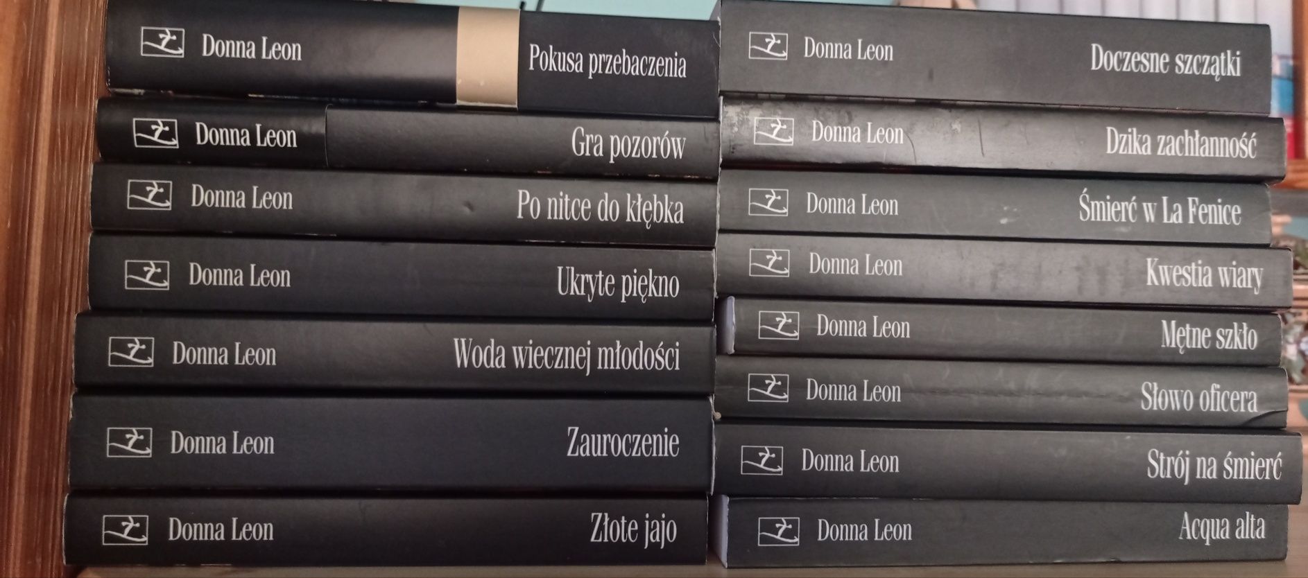 Donna Leon - seria książek