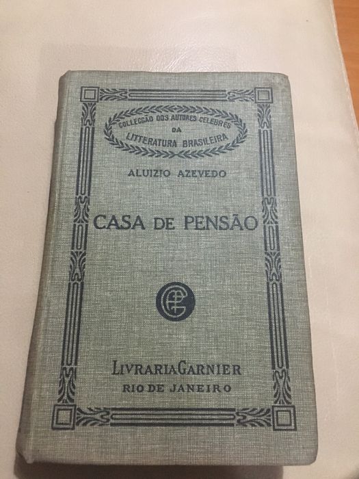 Três livros da collecção dos autores célebres da litteratura Brasileir