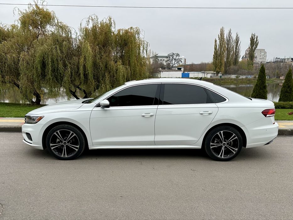 Volkswagen passat 2021