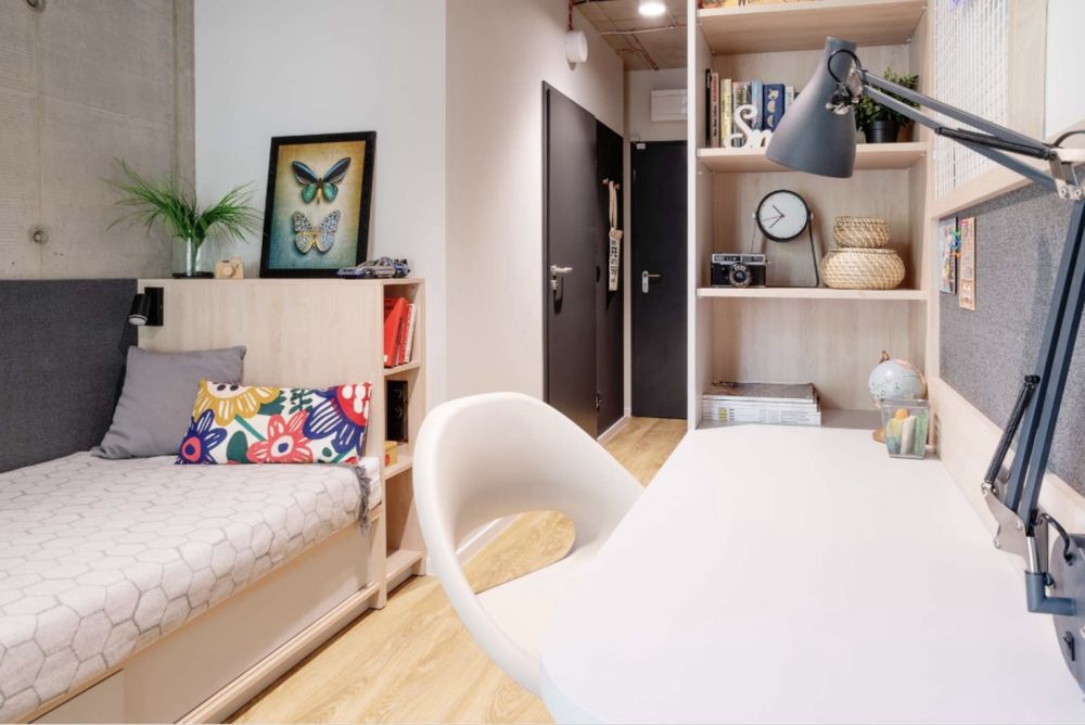 Miejsce w akademiku do wynajęcia dla dziewczyny