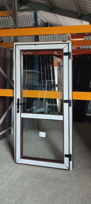 DRZWI Kacprzak 90x200 Drzwi ZEWNĘTRZNE PCV Sklepowe Orzech Prawe