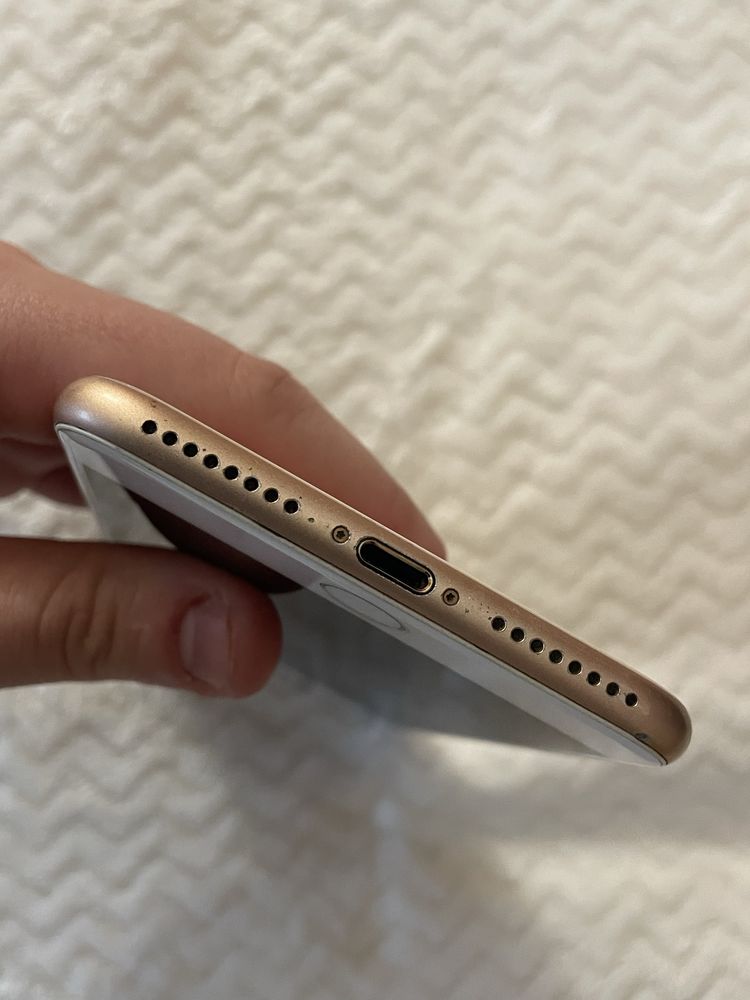 Iphone 8 plus golde