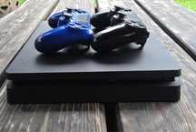Konsola sony playstation 4, 500GB +2 pady
