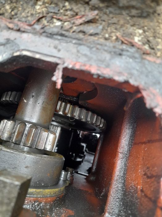 Skrzynia biegów most ursus do ursusa  c-4011 c-355 c-360