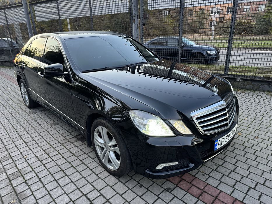 Mercedes Benz 212 3.0 Офіційний Газ Бензин