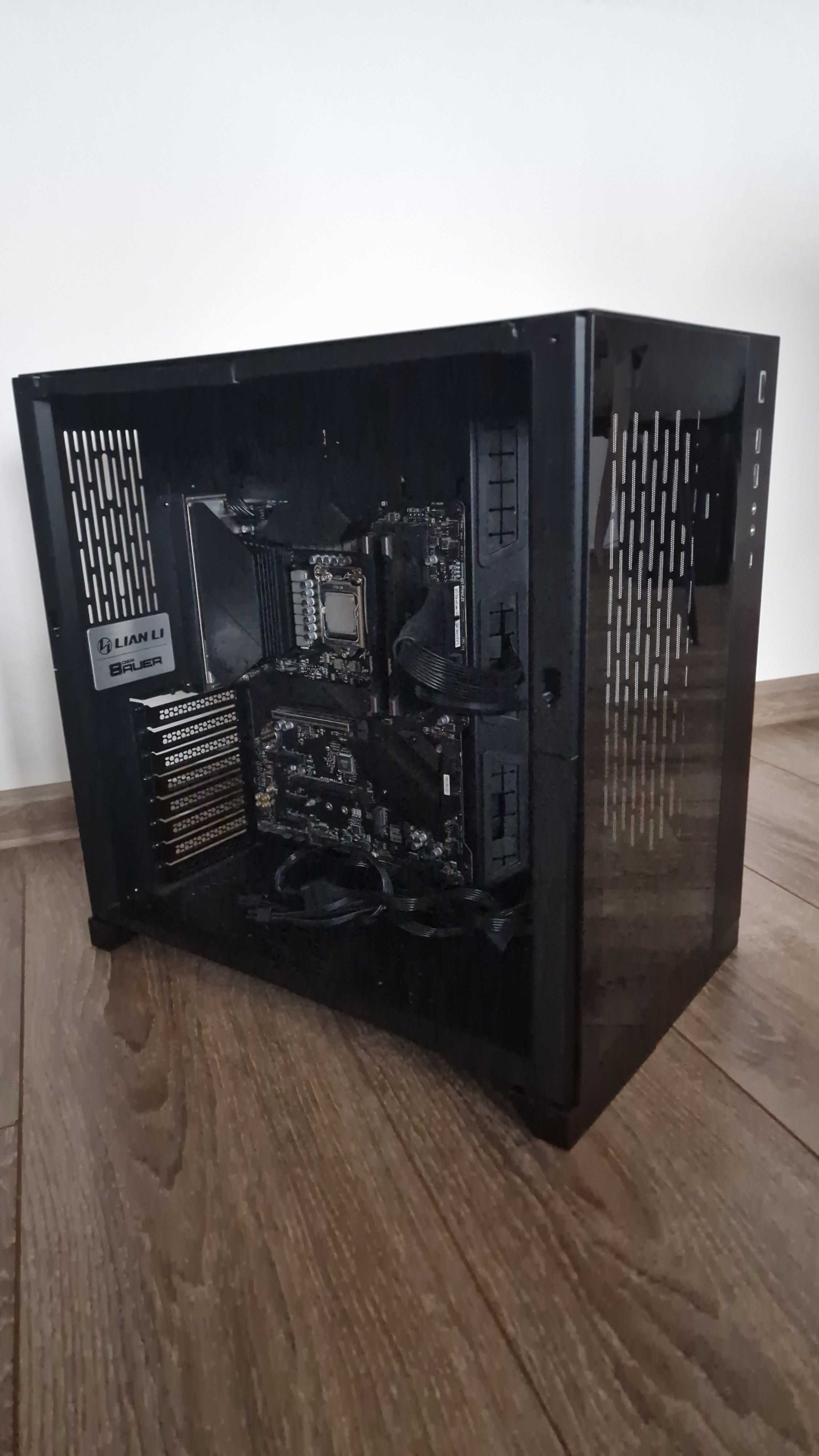Lian Li o11 Dynamic, i7-10700KF, 16GB RAM, Z490 + (GRATIS PSU 750W)
