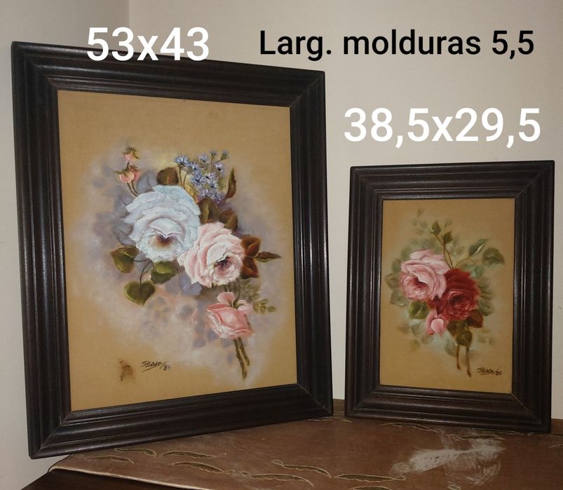 Lindos com pintura sobre veludo. Assinados. Molduras em madeira.