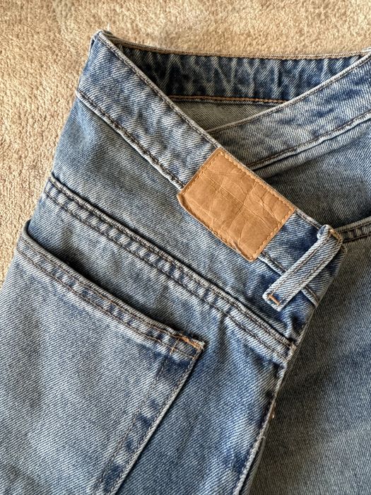 Weekday прямые ждинсы