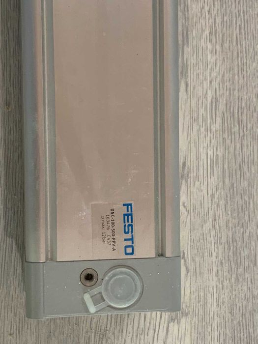 Пневмоцилиндр  Festo DNC 100-500-PPV-A 12 бар