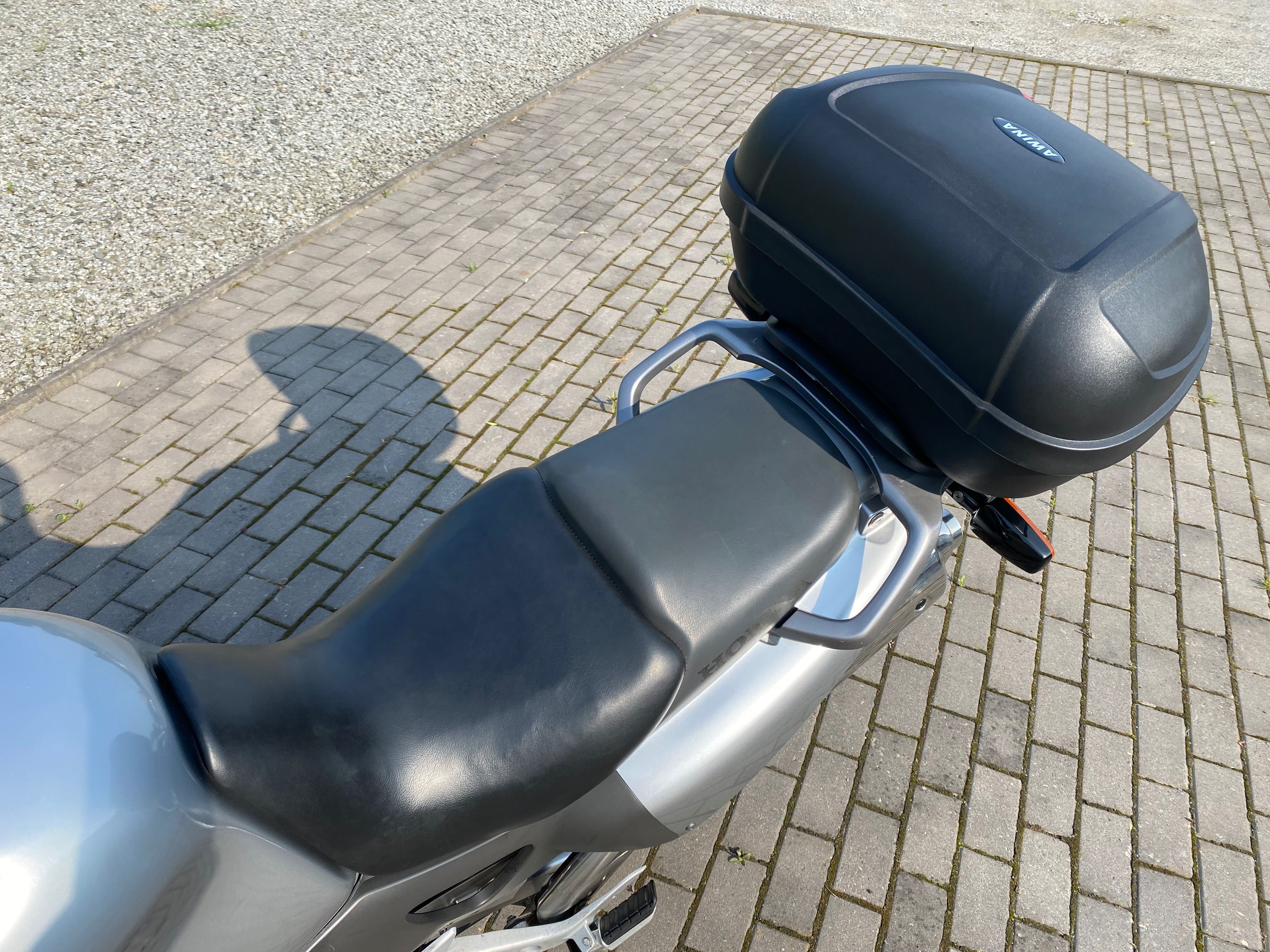 Honda varadero 1000 sd02 ABS nowe opony gmole manetki zadbany