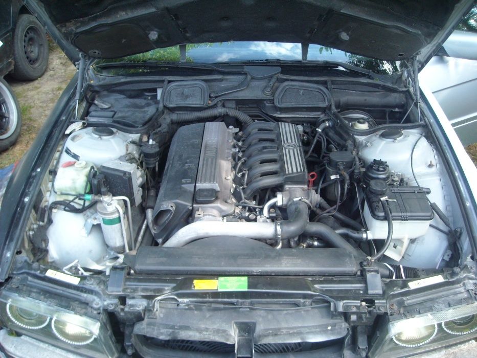 Części BMW E38 725tds 2.5tds M51 143KM Cała na części Arktissilber