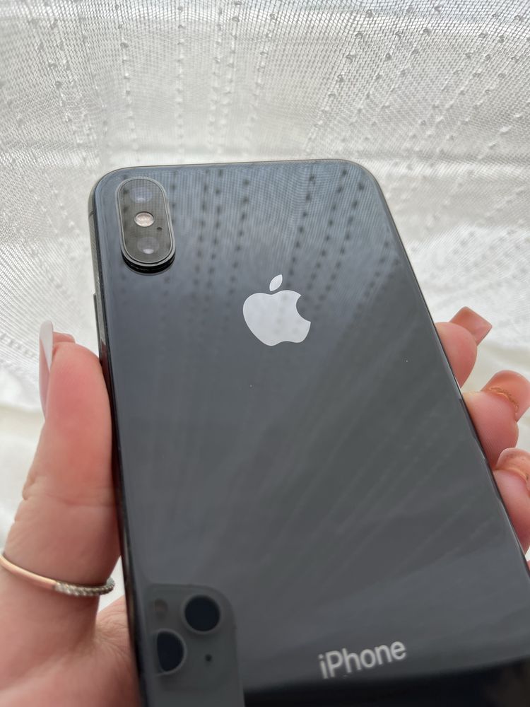 iPhone XS на 64 гб стан ідельний оригінал