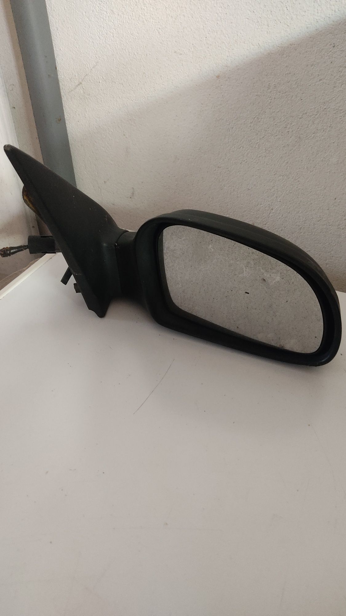 Retrovisor lado passageiro, sem qualquer dano, Citroën saxo 96/99.