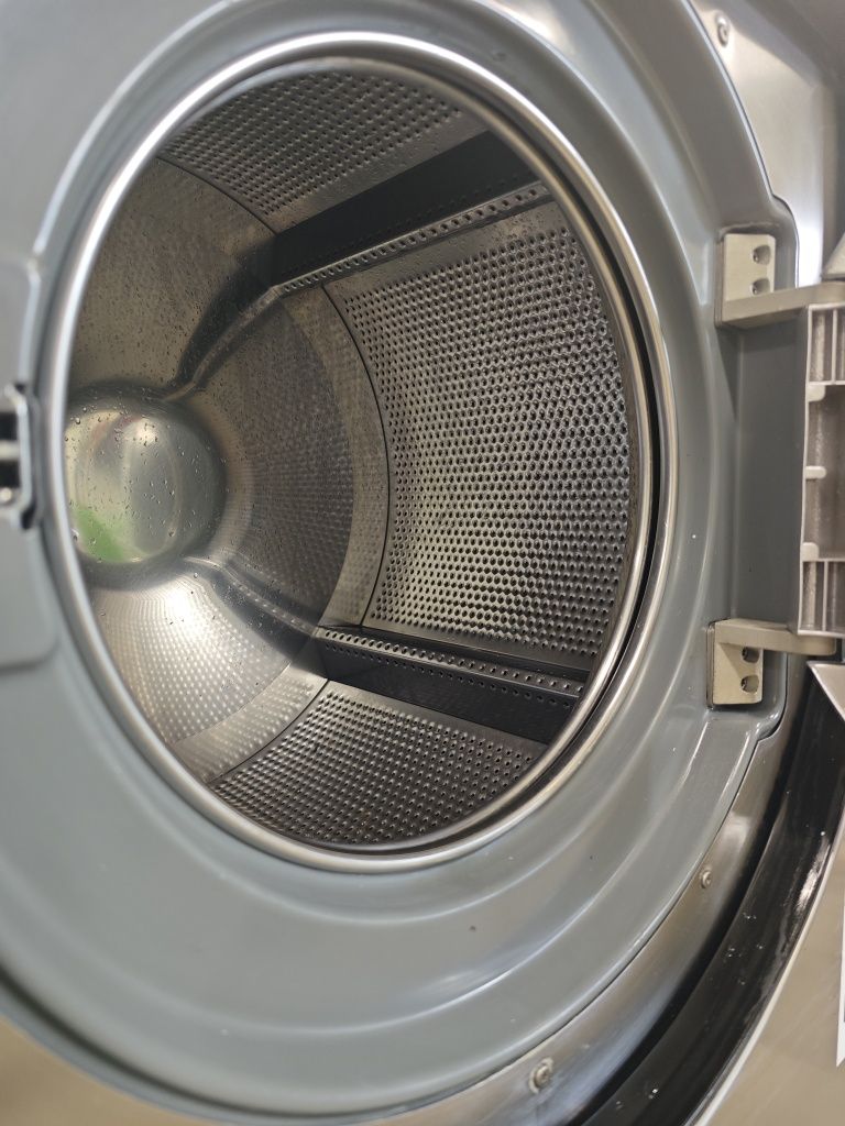 Професійна пральна машина 10/12 кг Miele PW6101 EL
