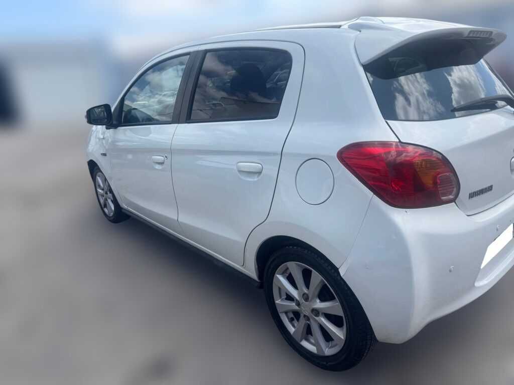Mitsubishi Space Star 1.2 de 2015 Salvado