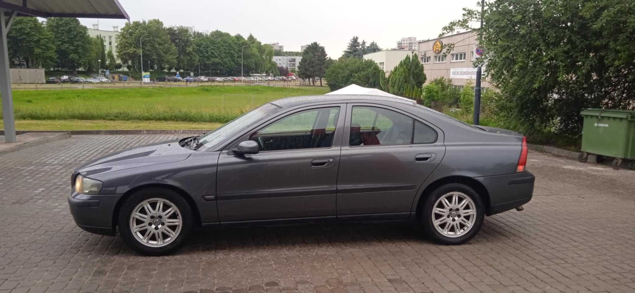 VOLVO S60 2.4 D5