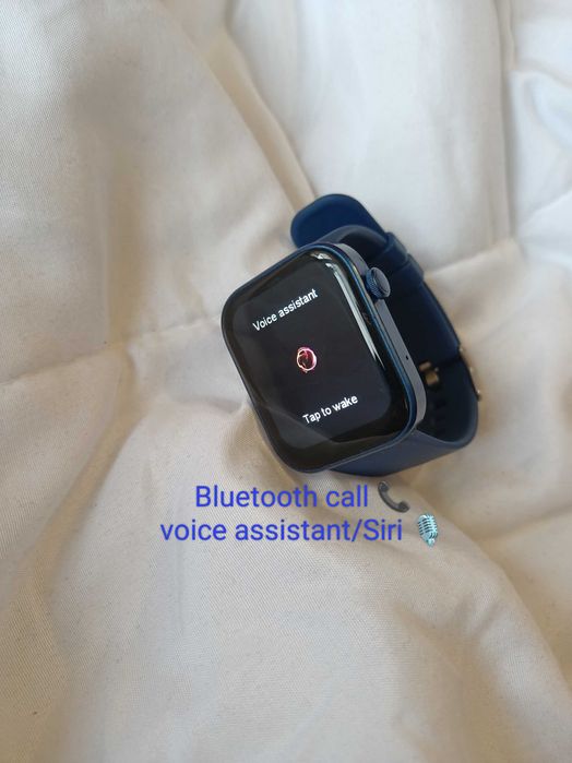 Smartwatch with voice assistant