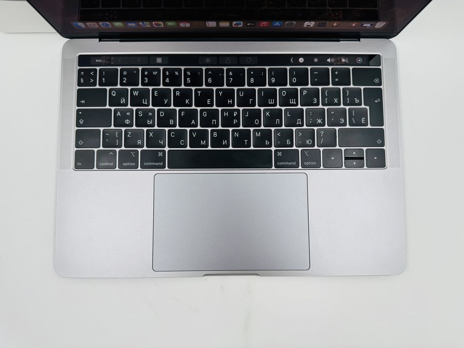 Apple MacBook Pro 13 2019 i5 8GB RAM 256GB SSD IL5149