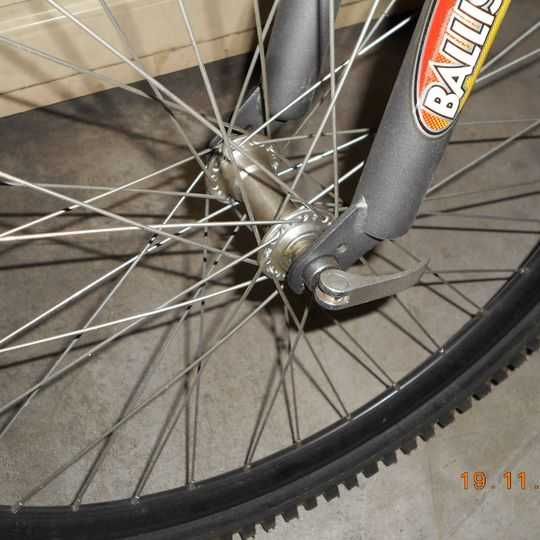 Bicicleta de Montanha nova