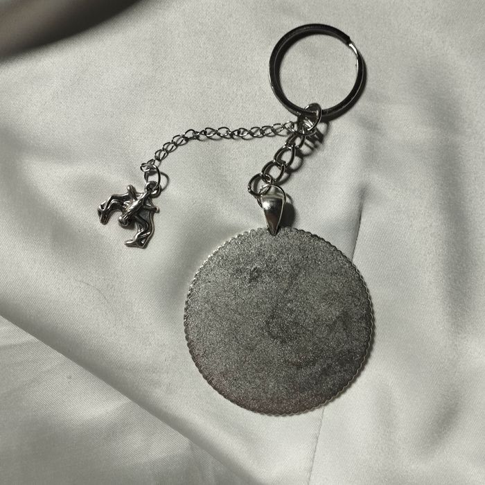 Готичний брелок з кажаном ручної роботи