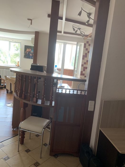 Барная стойка из натурального дерева! СРОЧНО!!!