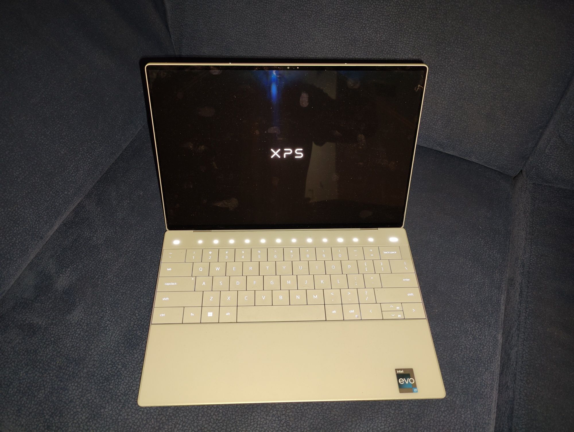DELL XPS 13 Plus 9320 OLED 3,5k i7-1260P 16GB 1TB