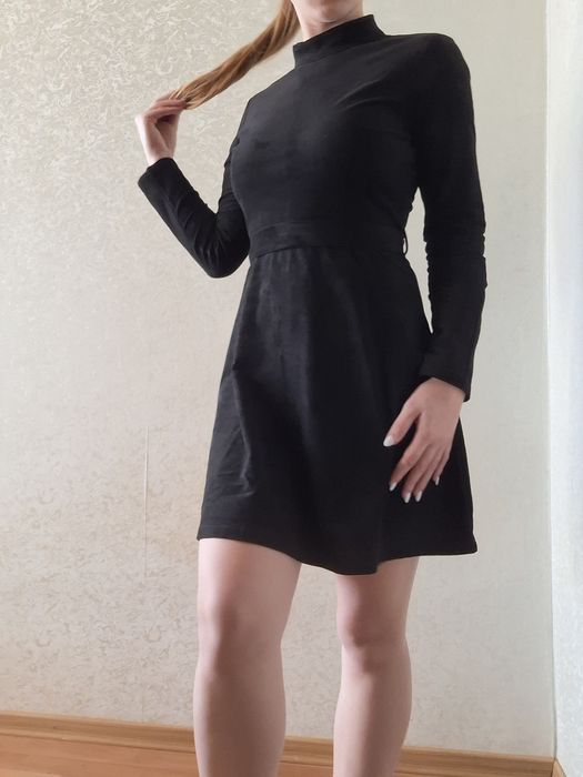 Жіноча класична сукня