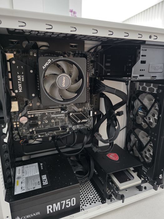 PC Trabalho/Gaming — Ryzen 7 2700X | GTX 1050 | SSD 1TB | 8GB RAM