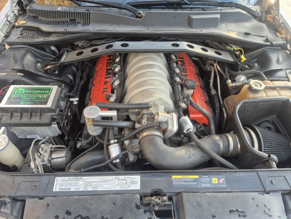 Chrysler 300c srt8 Niski Przebieg 97tys km, roczne LPG stag, zadbany