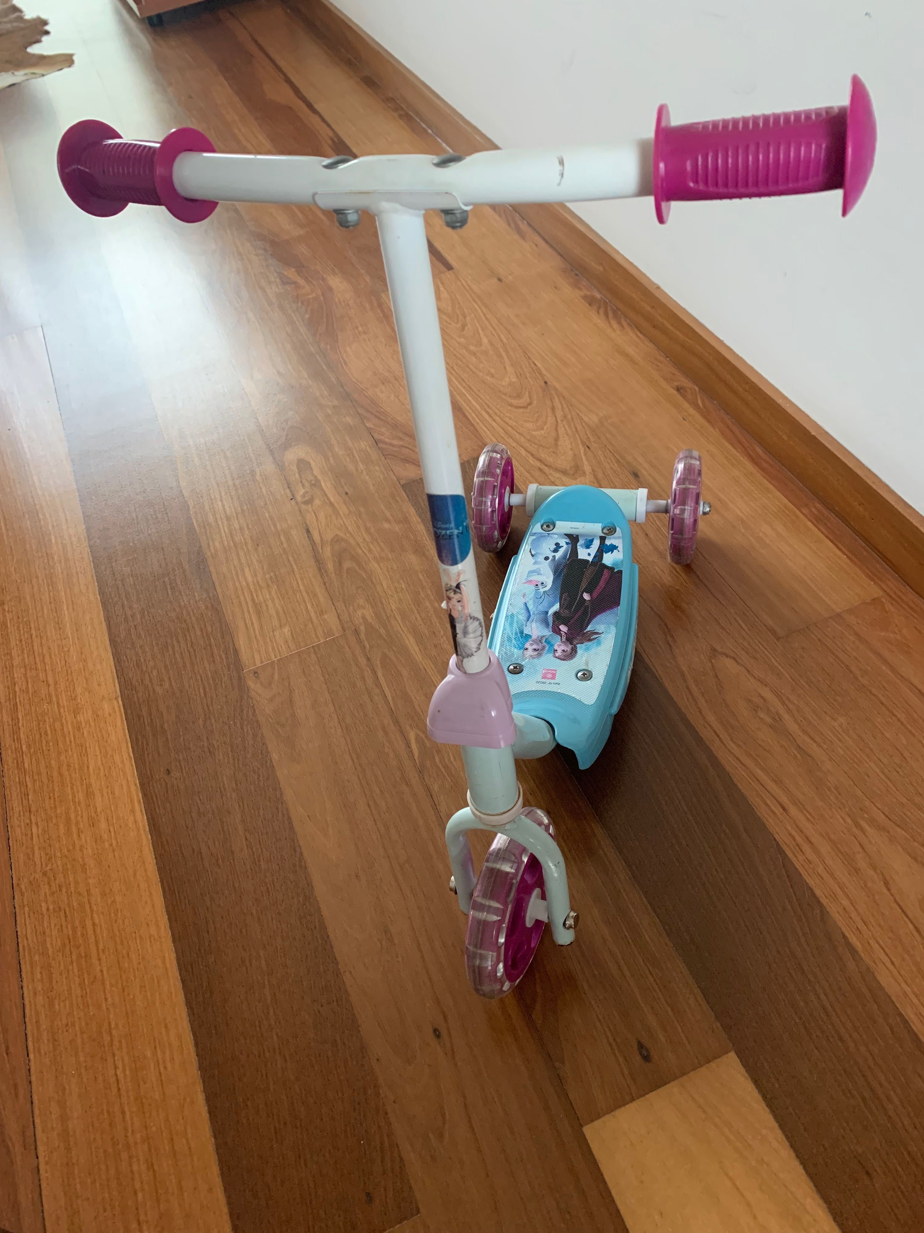 Trotinete Frozen