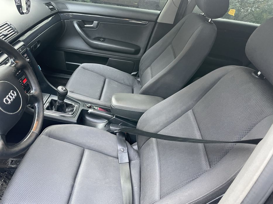 Продам Ауді А4(В6)