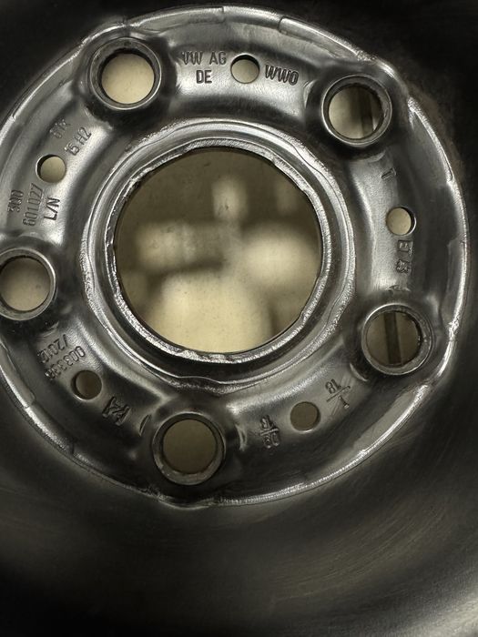 Диски  5/112 R 15 skoda audi volkswagen диски  практично Нові