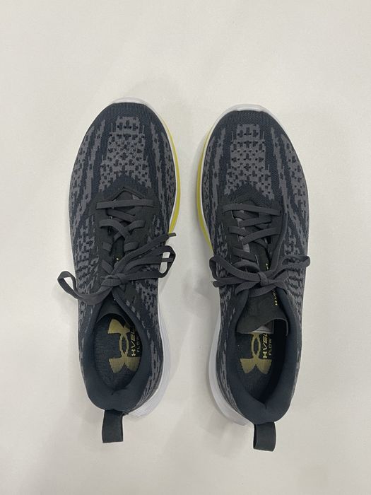 Бігові кросівки Under Armour Flow Velociti 4 SE