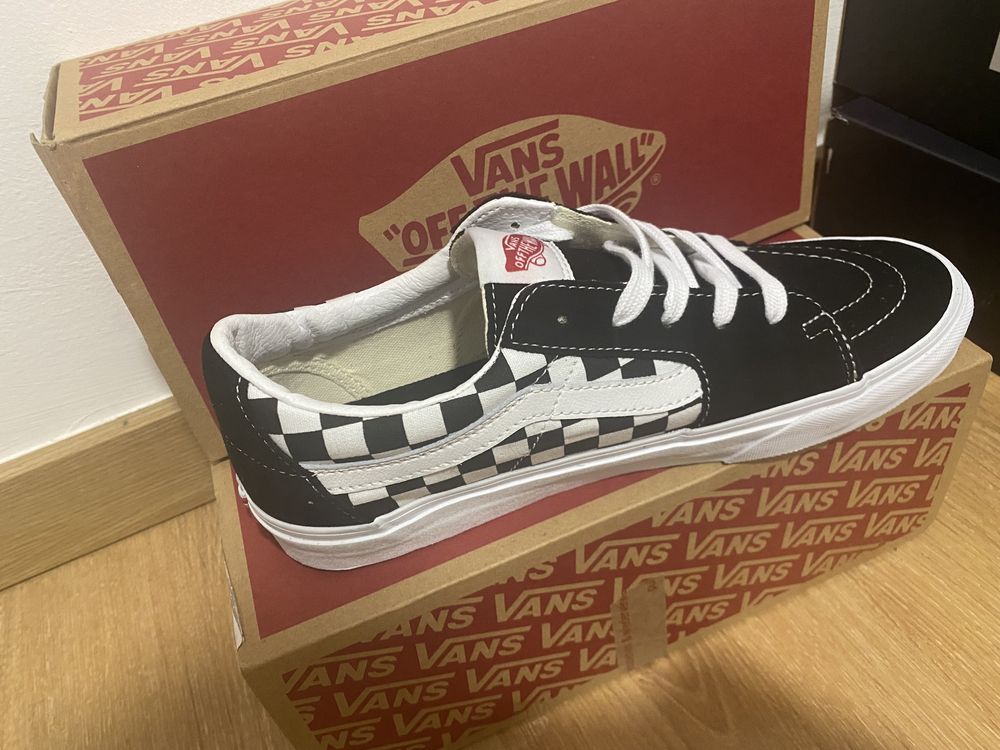 Vans pretos (Novos)