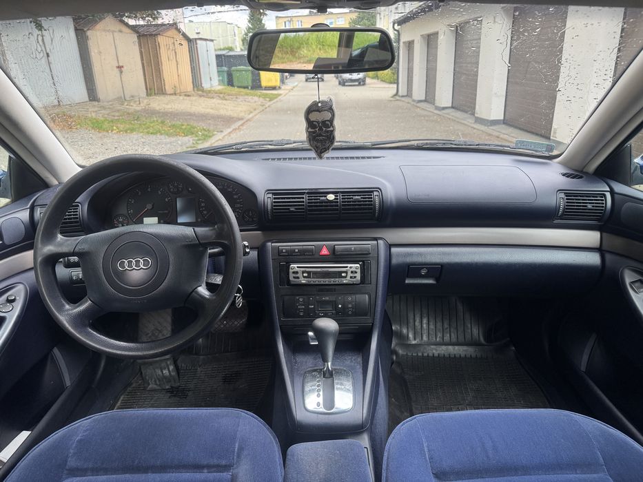 Audi a4b5 polift, 1.8 benzyna, automat