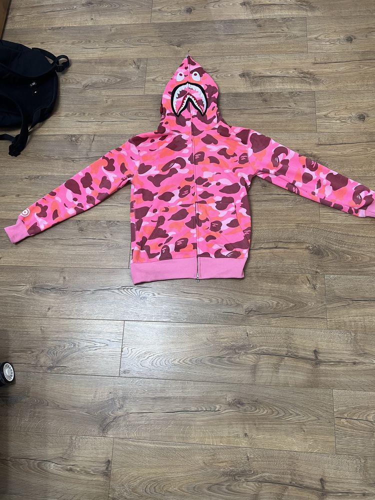 A Bathing Ape (BAPE)