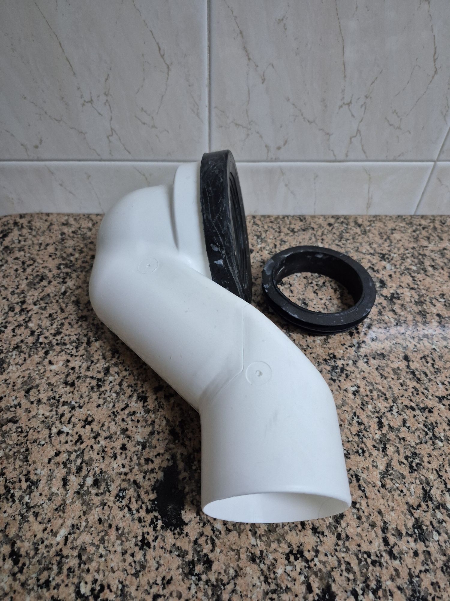 União de sanita nova .