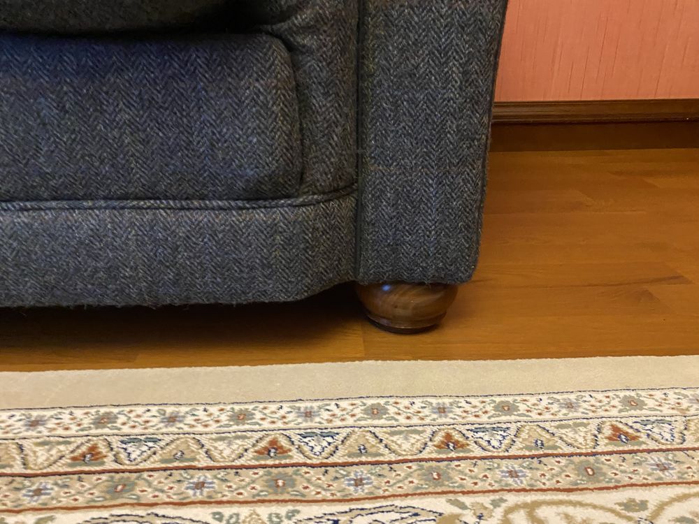 Диван в английском стиле шерстяной