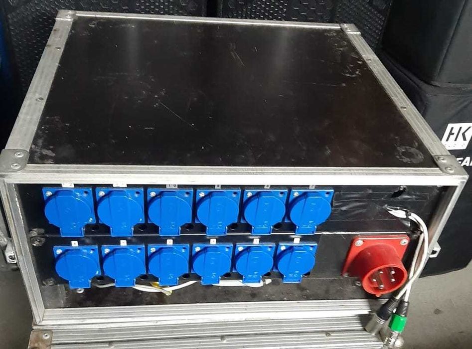 RACK  12 CANAIS DIMMER - Pronto a usar com controlo directo ou por DMX