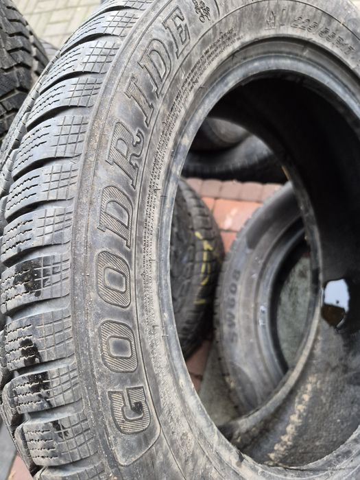 Opony zimowe goodride 225/55 R17