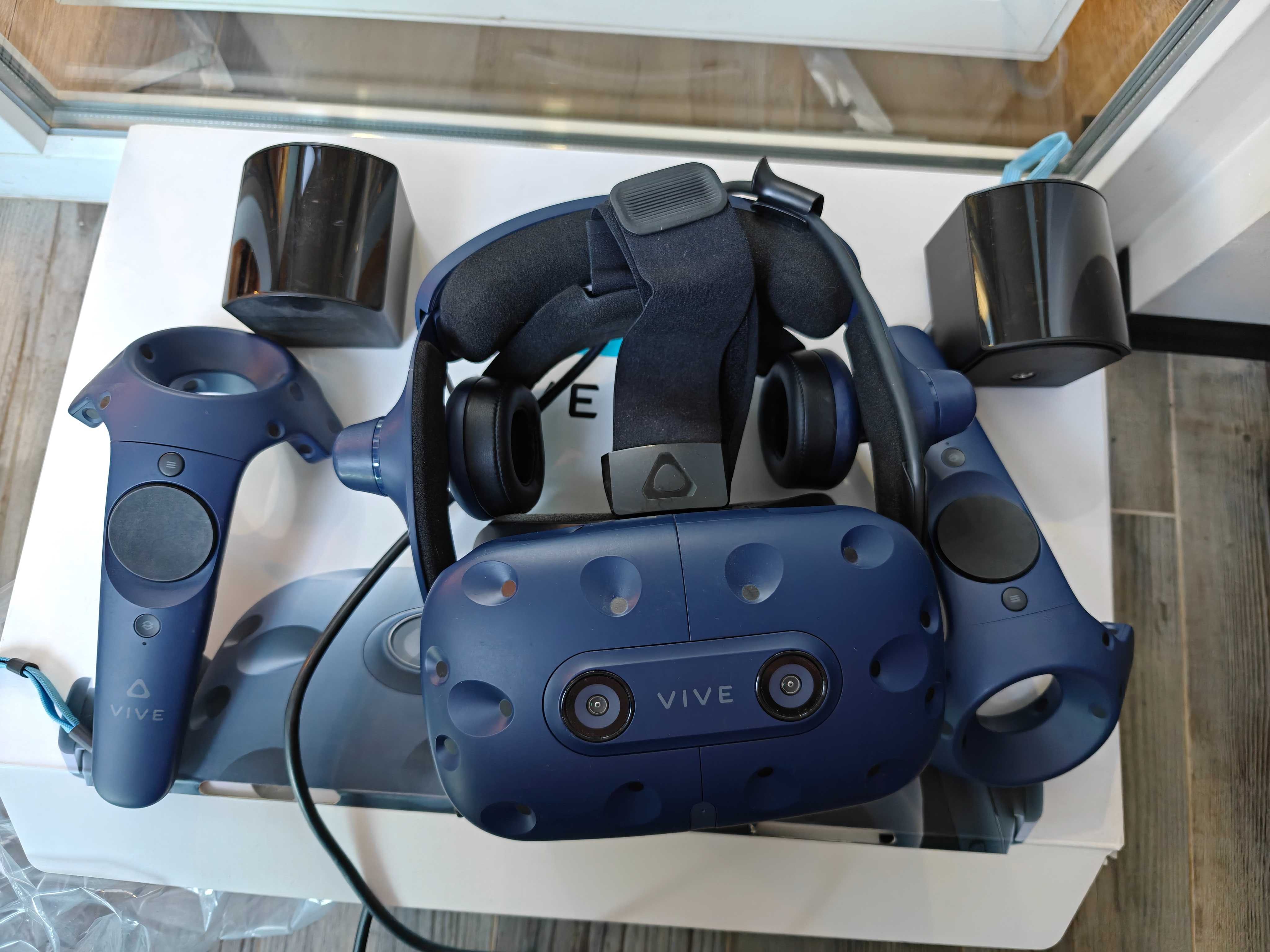 VR окуляри HTC Vive Pro Full Kit