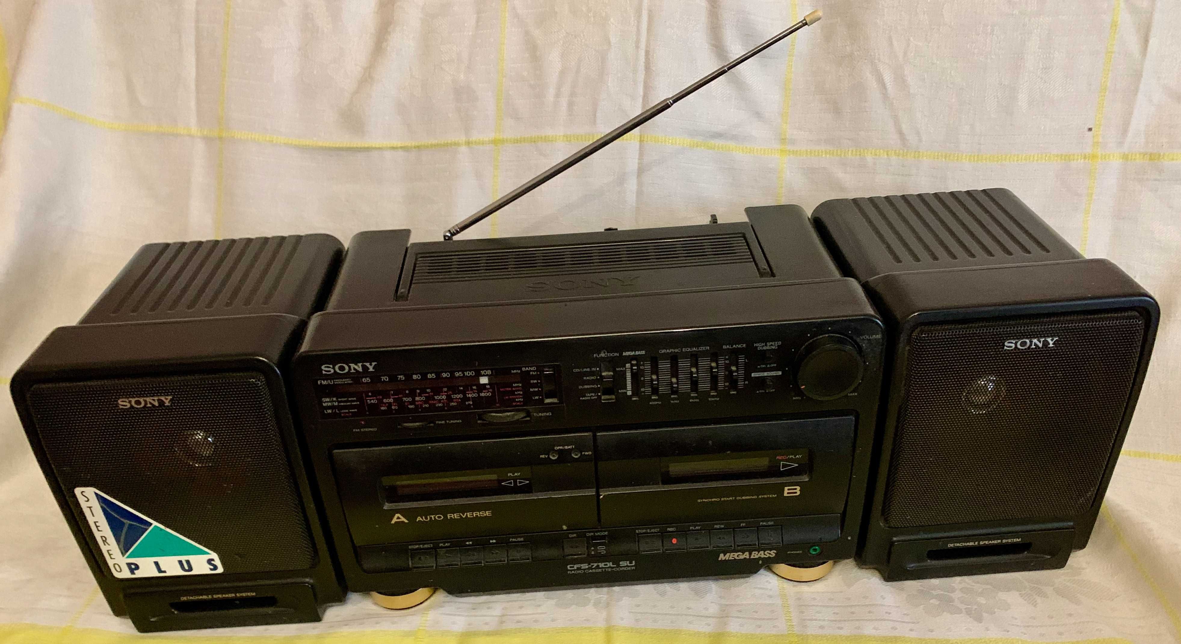 SONY CFS-710L Radio Cassette Corder стереосистема касетна дека