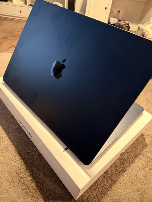 Iphone/ipad/macbook/apple watch