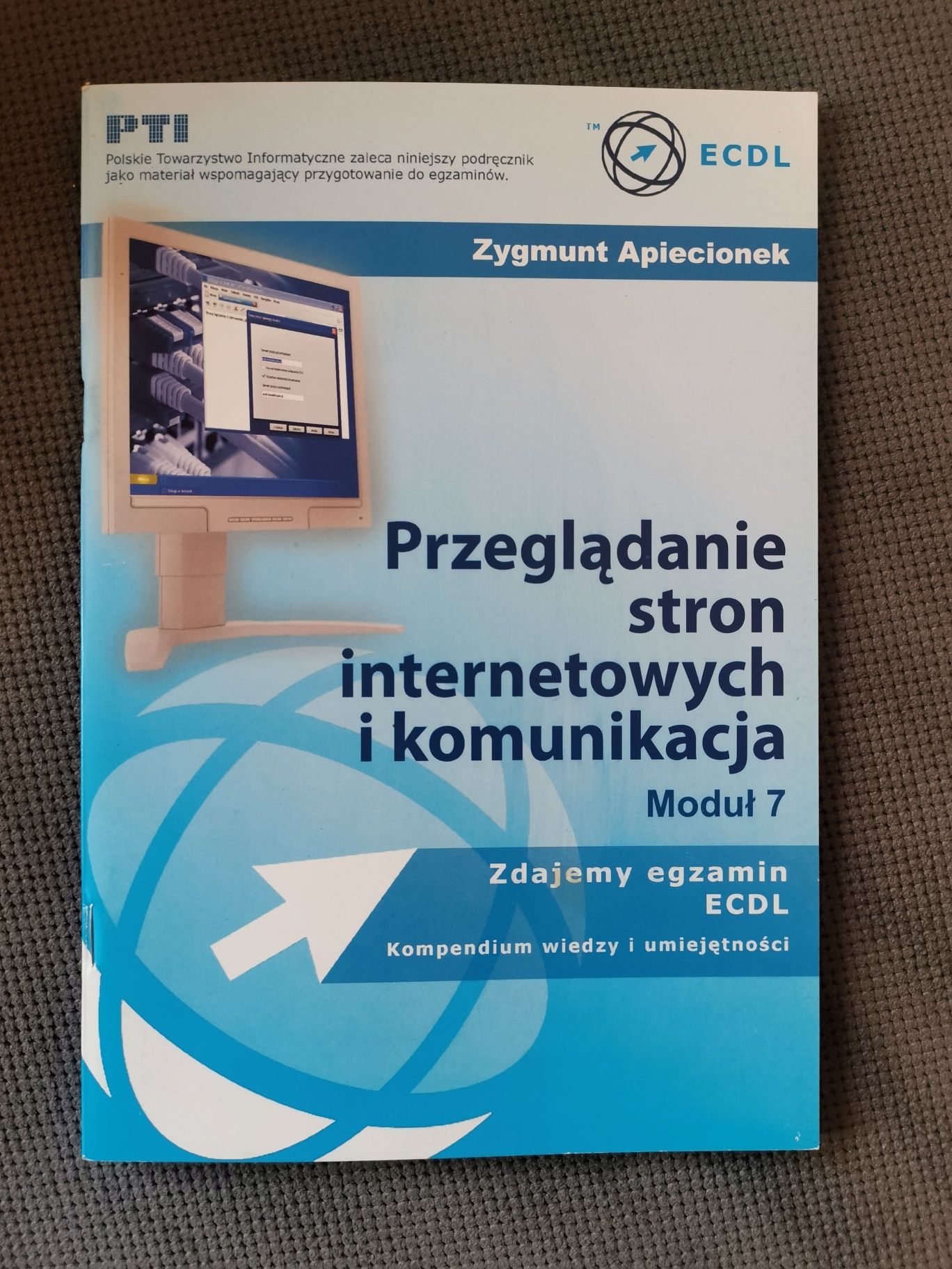 Kurs komputerowy ECDL + OpenOffice. Zestaw 7 zeszytów.