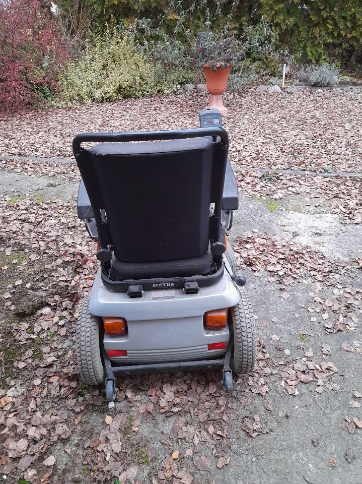 Wózek inwalidzki Meyra elektryczny